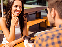 Как сделать укладку с эффектом влажных волос: видеоинструкция