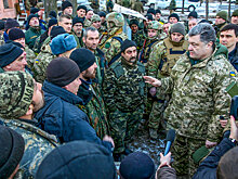 К разгрому под Иловайском и Дебальцево привела глупость Петра Порошенко