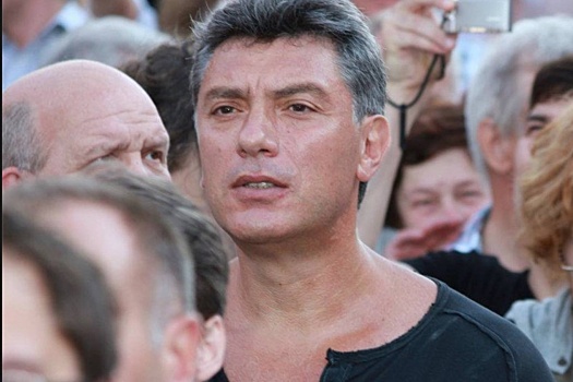 Заморозить тарифы ЖКХ и вернуть прямые выборы: чем ярославцам запомнился Борис Немцов