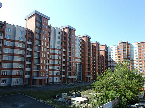 Достройка проблемного ЖК «Золотые купола» снова была сорвана