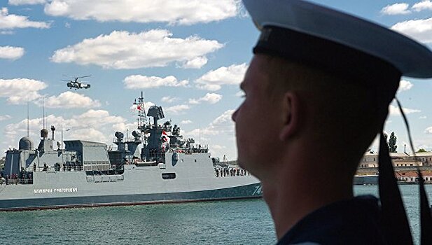 "Адмирал Григорович" отработал воздушную оборону в Черном море