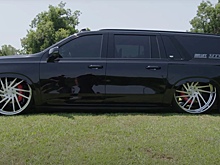 Опубликовали видео с уникальным и полностью черным Cadillac Escalade 2021 года