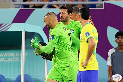 ЧМ-2022 в Катаре: Бразилия — Южная Корея — 4:1, зачем бразильцы выпустили на поле третьего вратаря
