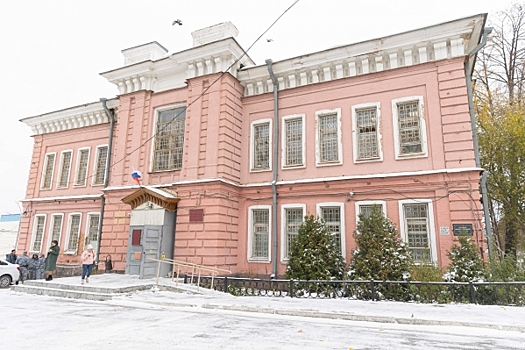 Кинокритика Шмырова оштрафовали на 45 тысяч за два слова