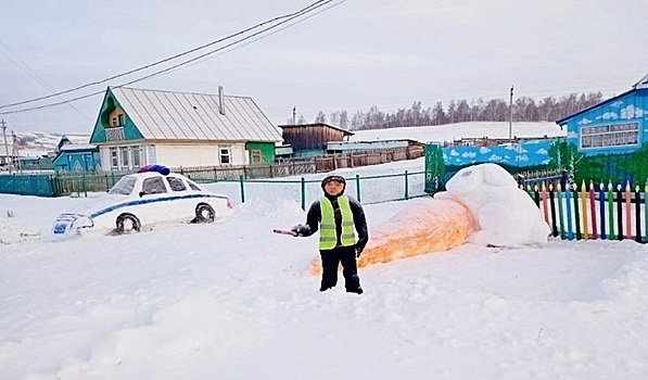 Жительница Башкирии распугала местных лихачей