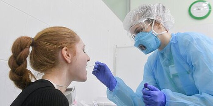 Москва начала сотрудничать с частными лабораториями в проведении тестов на коронавирус