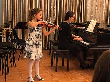 Коллектив из Центра «Моцарт» выступил на концерте, посвящённом учителям