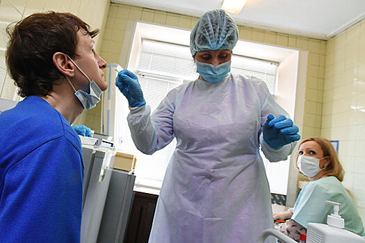 Лечащие больных коронавирусом пациентов красноярские врачи живут в больнице