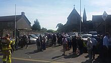 В Ирландии автомобиль врезался в толпу людей у церкви