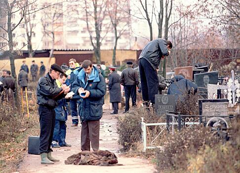 «Покойный товарищ спас»: Клинцевич вспомнил теракт на кладбище