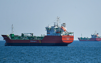 Санкции США остановили работу десятков российских танкеров