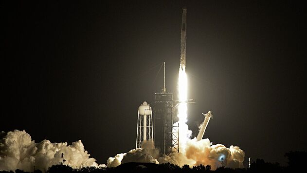 SpaceX отправила на МКС космических туристов