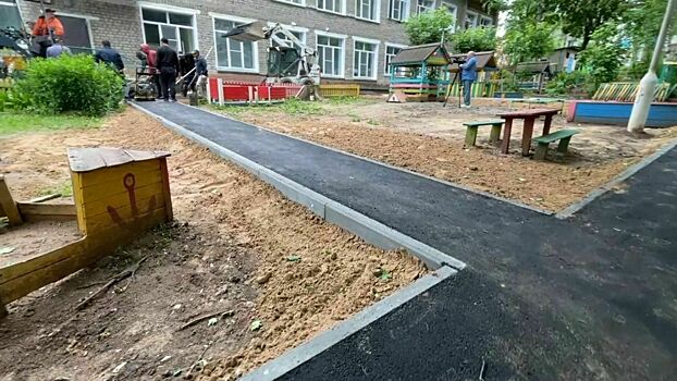 К началу учебного года в Кирове отремонтируют территории 30 детских садов