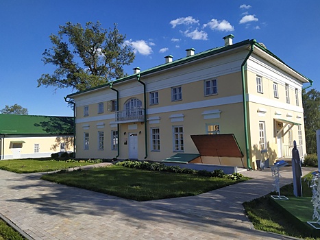 В Курской области вручили премию Губернатора деятелям культуры и искусства