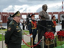 В Москве открыли памятник генералу армии Махмуту Гарееву