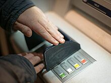 Финансовая ловушка: как мошенники используют чужие карты для отмывания денег