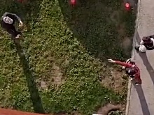 В Новосибирске на улице Кузьмы Минина в ходе конфликта началась стрельба