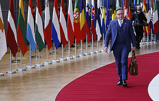 В чем сила, Барт? Как бельгийский премьер спасает деньги России от еврожуликов