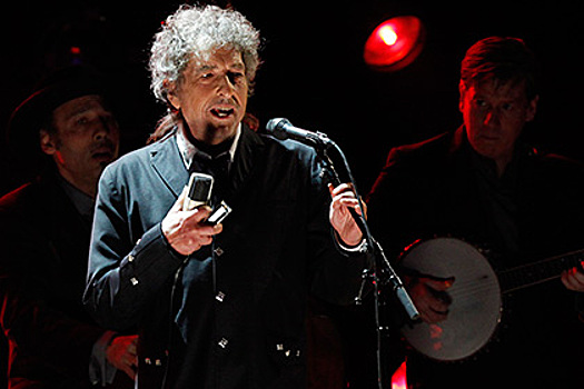 Боб Дилан проспал звонок о Нобелевской премии