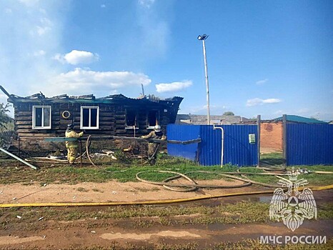 В Бузулукском районе на пожаре в жилом доме пострадала женщина