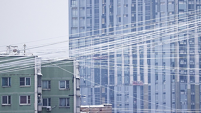 Москва избавляется от воздушных проводов