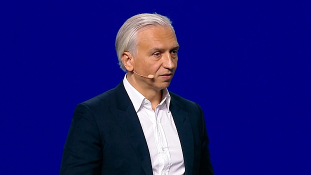 Глава «Газпром нефти» Дюков назвал энергетическую отрасль ключевой в экономике РФ