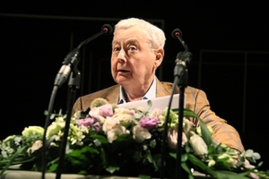 Театр раскрыл подробности госпитализации Табакова