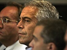 Эпштейн высмеял Зеленского в переписке с экс-министром финансов США