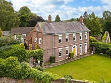 Дом автора "Алисы в Стране чудес" в Северном Йоркшире выставлен на продажу за $2,17 млн