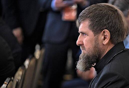 Кадыров показал добивание сгорающего заживо бойца ВСУ и назвал это современным искусством