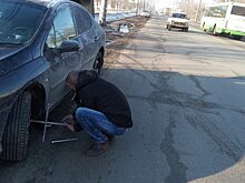 У Балакова автомобилисты оставляют колеса