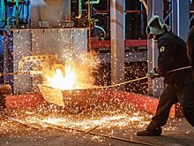 Акции металлургических компаний упали на 1-6%