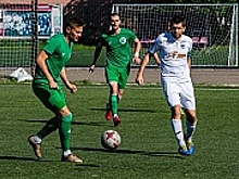 В начале июня продолжились московские футбольные соревнования