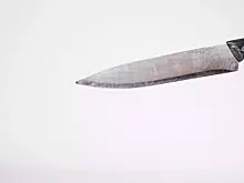 Ссора в детской комнате закончилась поножовщиной: 8-летняя девочка едва не зарезала одноклассника