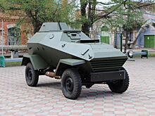 «Омсктрансмаш» передал городу броневик времён Великой Отечественной войны