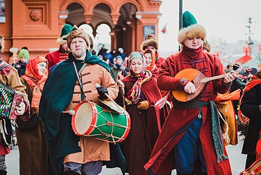 40 бесплатных экскурсий по Москве устраивает фестиваль "Московская масленица"