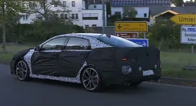 Hyundai протестировал самую быструю Elantra на Нюрбургринге