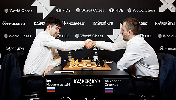 Непомнящий и Грищук сохранили места в Топ-10 классификации FIDE