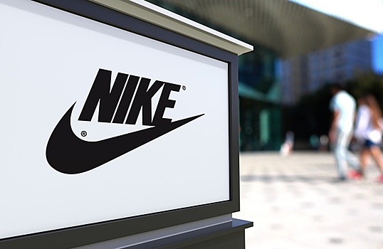 Nike подала в суд на MSCHF из-за «сатанинских кроссовок» с кровью