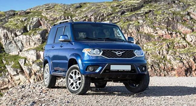 «Решают» кузов и цена: Почему Renault Duster нравится россиянам больше «Патриота»