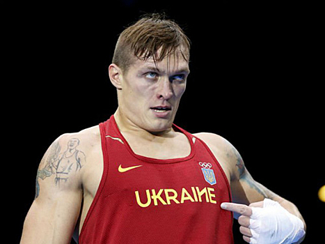 Шарий заступился за танцующего Усика