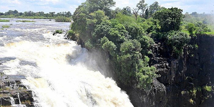 Самый большой в мире подводный водопад нашли океанографы