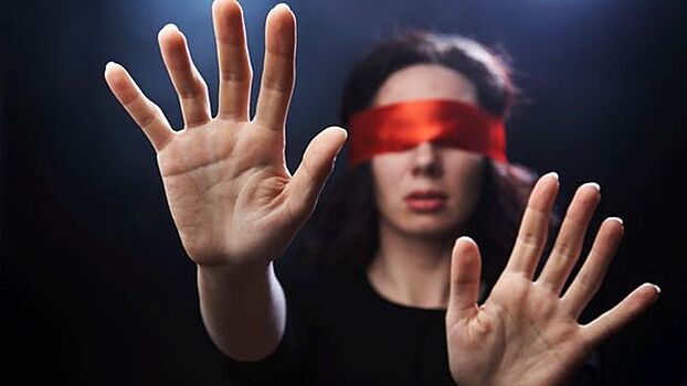Три женщины в США ослепли после терапии стволовыми клетками