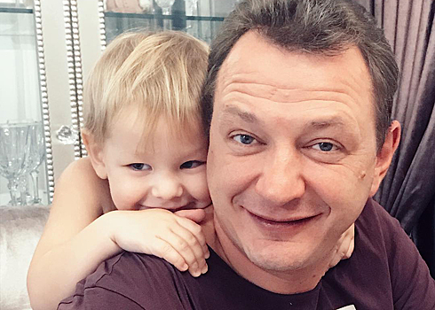 Сын Марата Башарова отпраздновал день рождения с папой на рыбалке