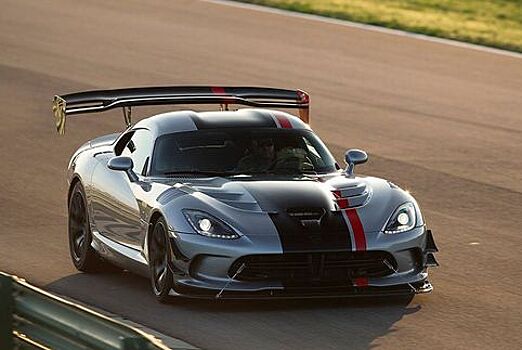 Краудфандинговый Dodge Viper не смог выехать из шести минут на «Ринге»