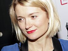 Надежду Михалкову заметили с обручальным кольцом на руке