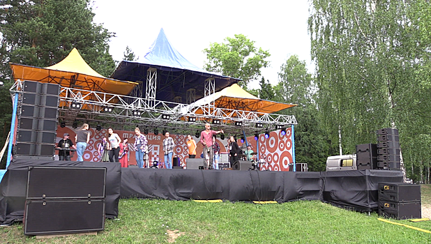Семейный фестиваль «Традиция» проходит в усадьбе Захарово