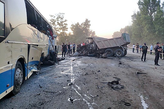 Стали известны подробности страшной аварии с автобусом в Дагестане