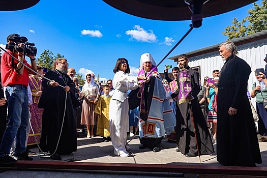 Митрополит и супруга губернатора заложили новую традицию в Челябинске