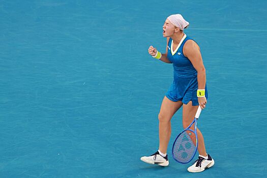 Панова и Шнайдер вышли во второй круг турнира в Дубае